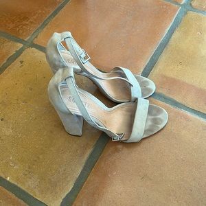 Schutz suede Cady sandal in Beige